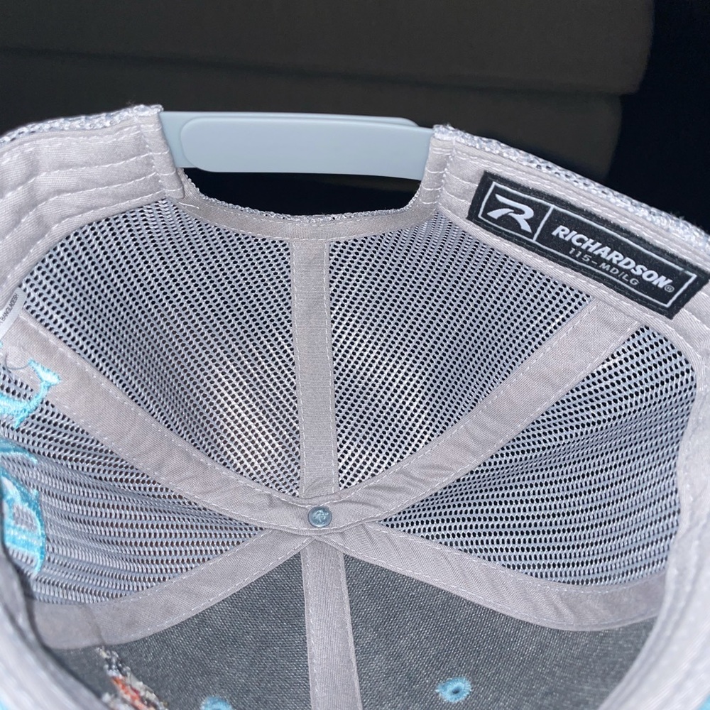 fishing hat - Picture 3 of 4